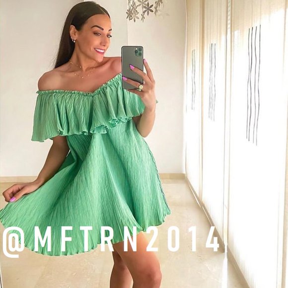 SOLD! BLOGGERS' FAVE!!! ZARA Short V-Neck Dress* - Picture 8 of 16